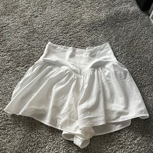 Aerie Offline White Crossover flowy shorts